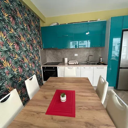 Apartment I&s 5